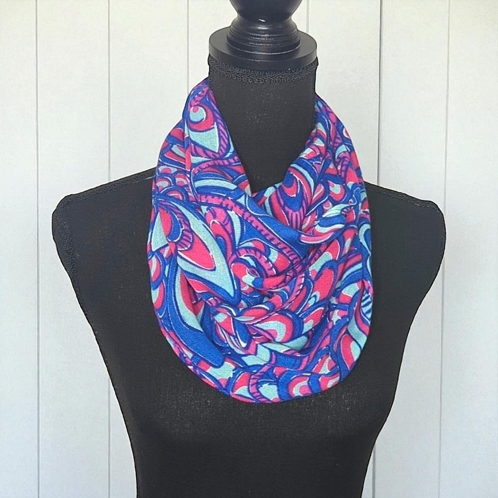 Lilly Pulitzer Brewster Blue Reel Me In Pink Blue Paisley Infinity Scarf